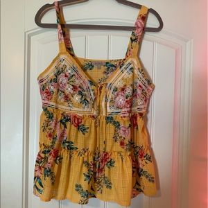 fun yellow blouse perfect with ANY bottoms!